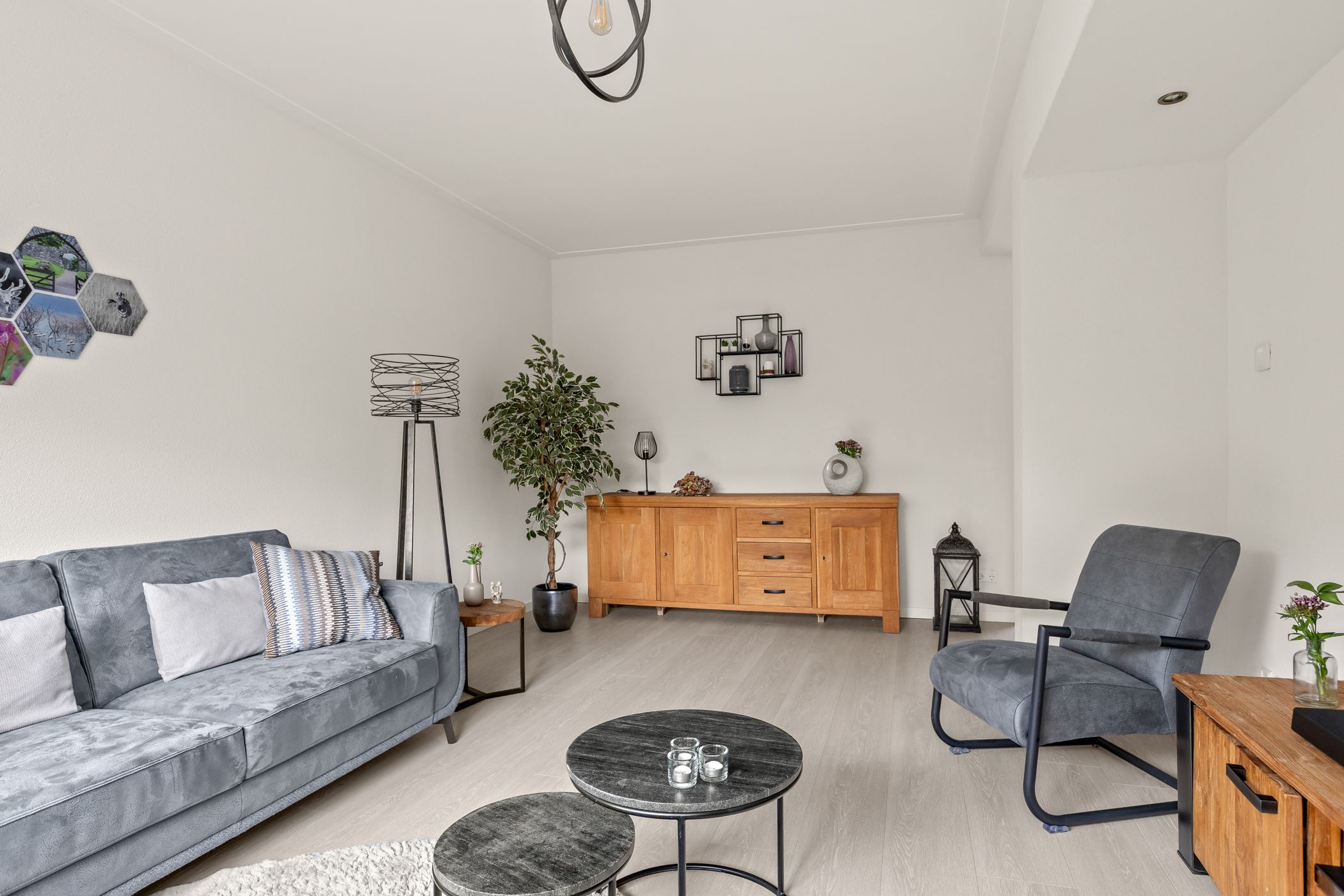 Photo 12 of Koning Nobelpad 42