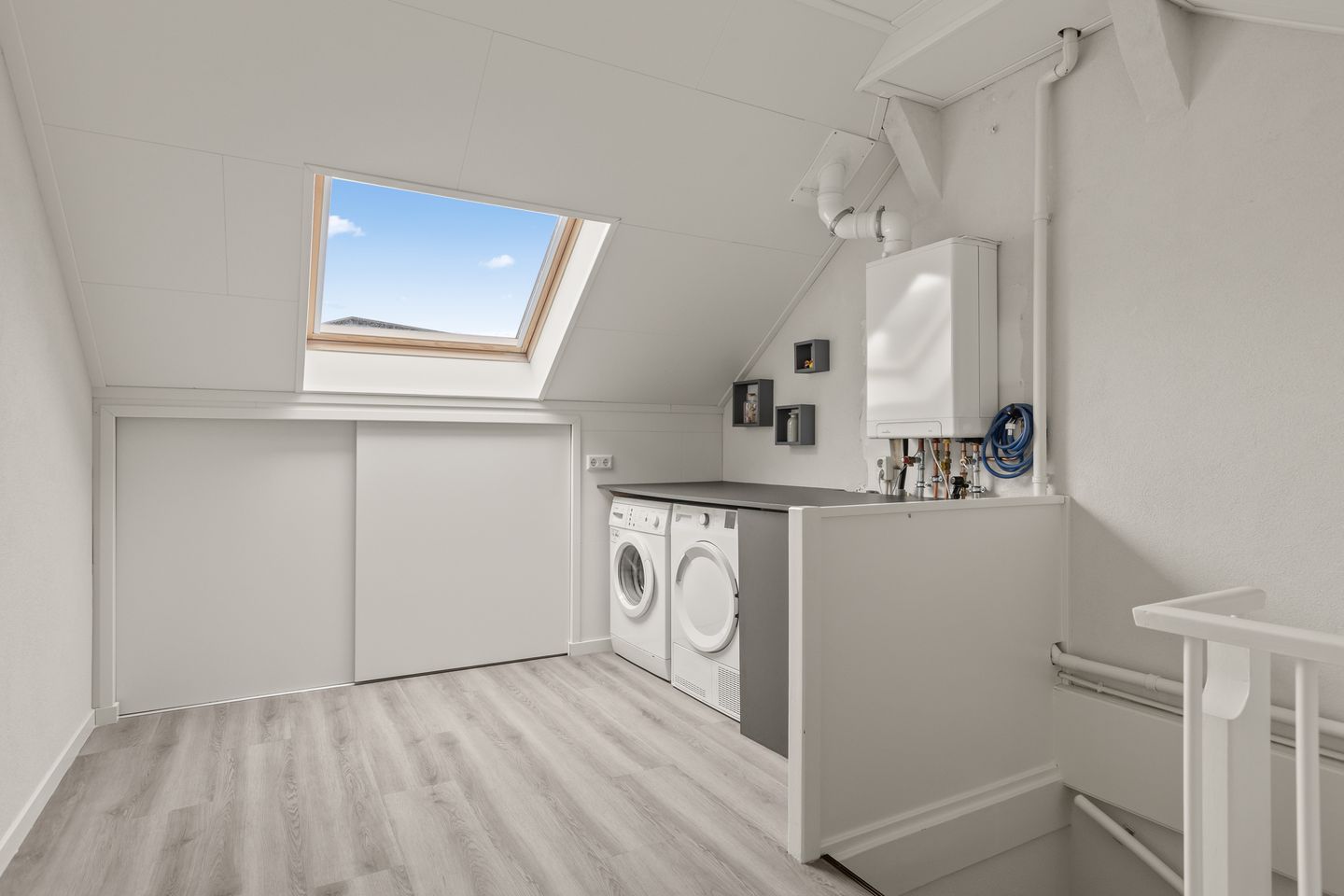 Photo 49 of Koning Nobelpad 42