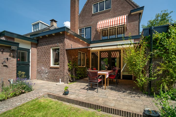 Foto 57 van Bornsestraat 63