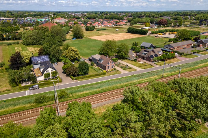 Foto 2 van Parallelweg 3