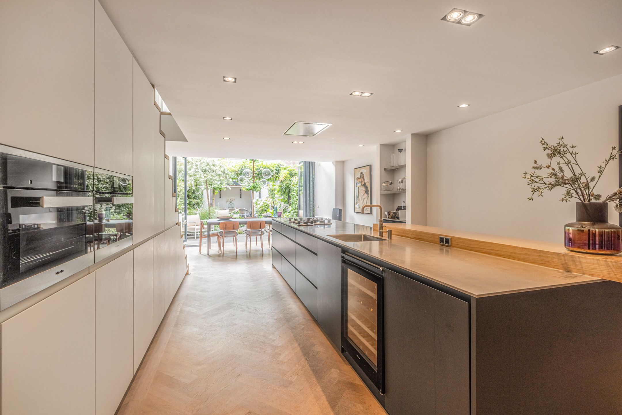 Foto 12 van Avenue Concordia 126