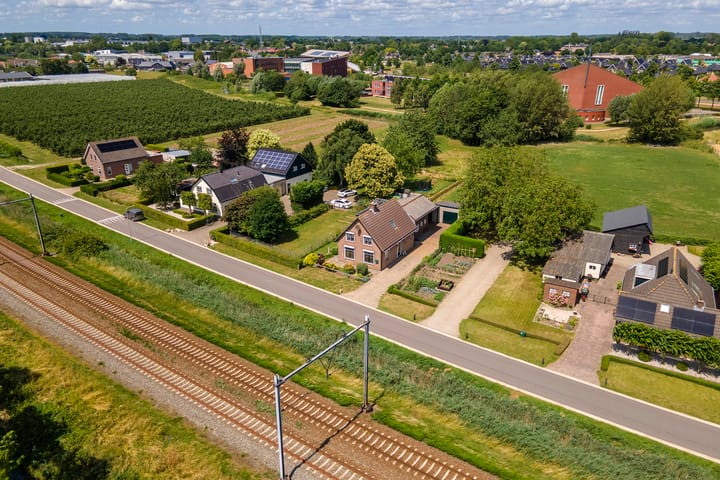 Foto 45 van Parallelweg 3