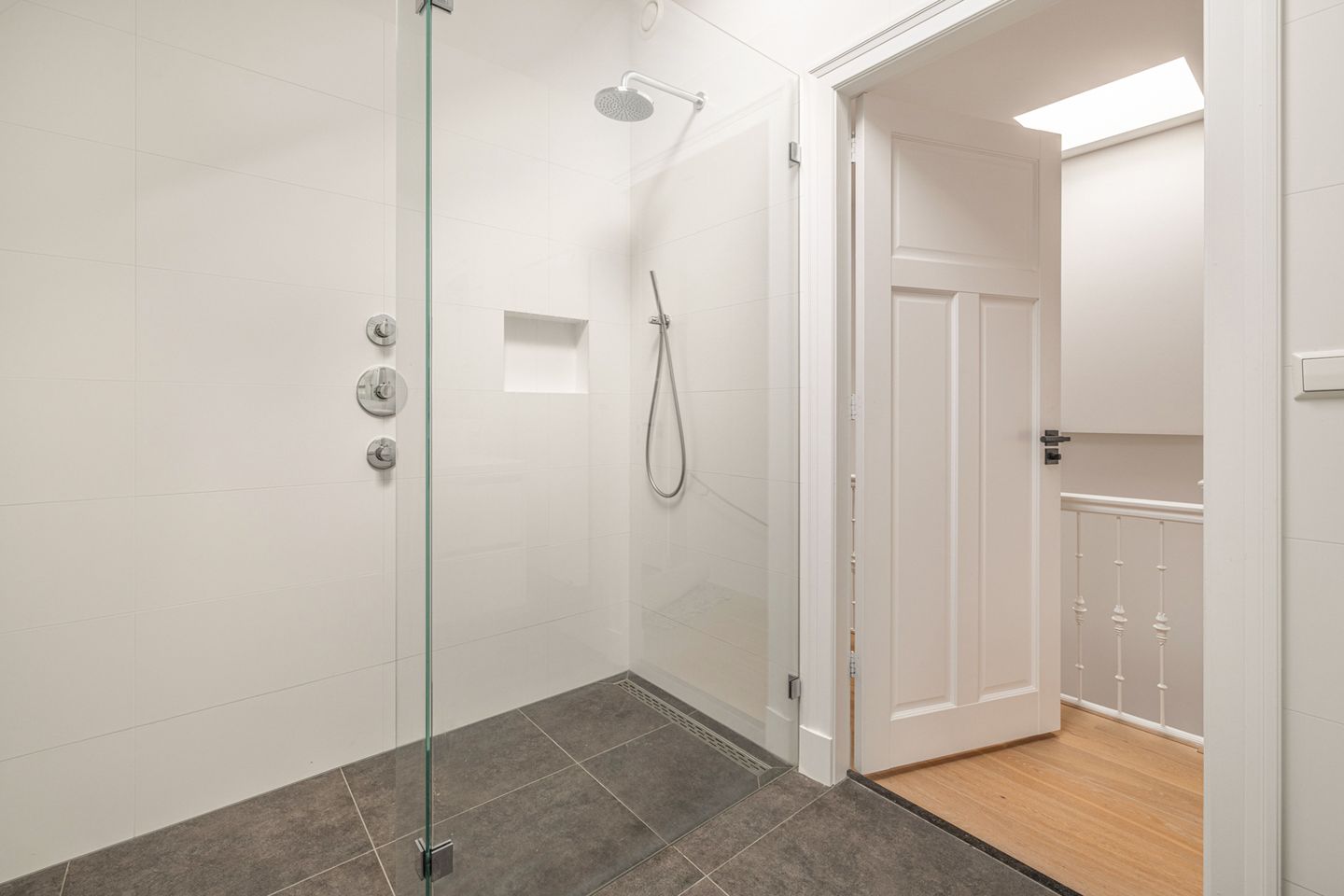 Foto 49 van Avenue Concordia 126