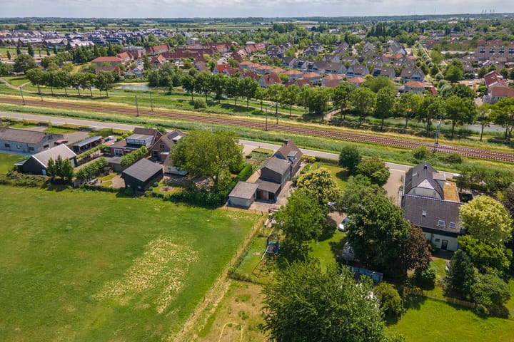 Foto 49 van Parallelweg 3