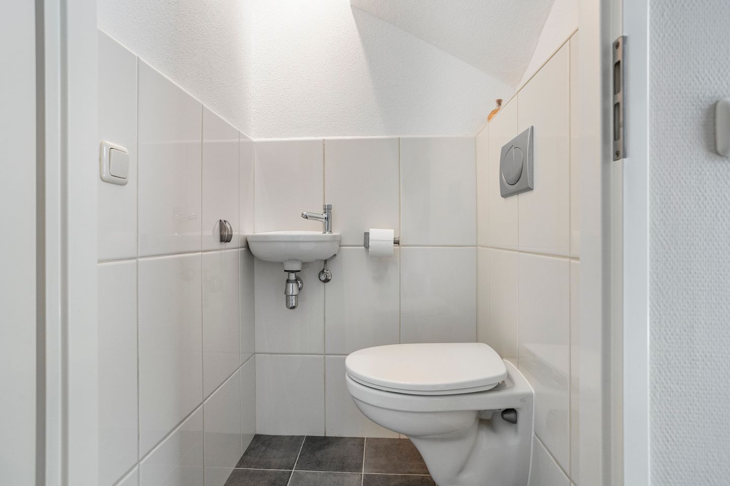 Foto 20 van Baron van Dieststraat 14