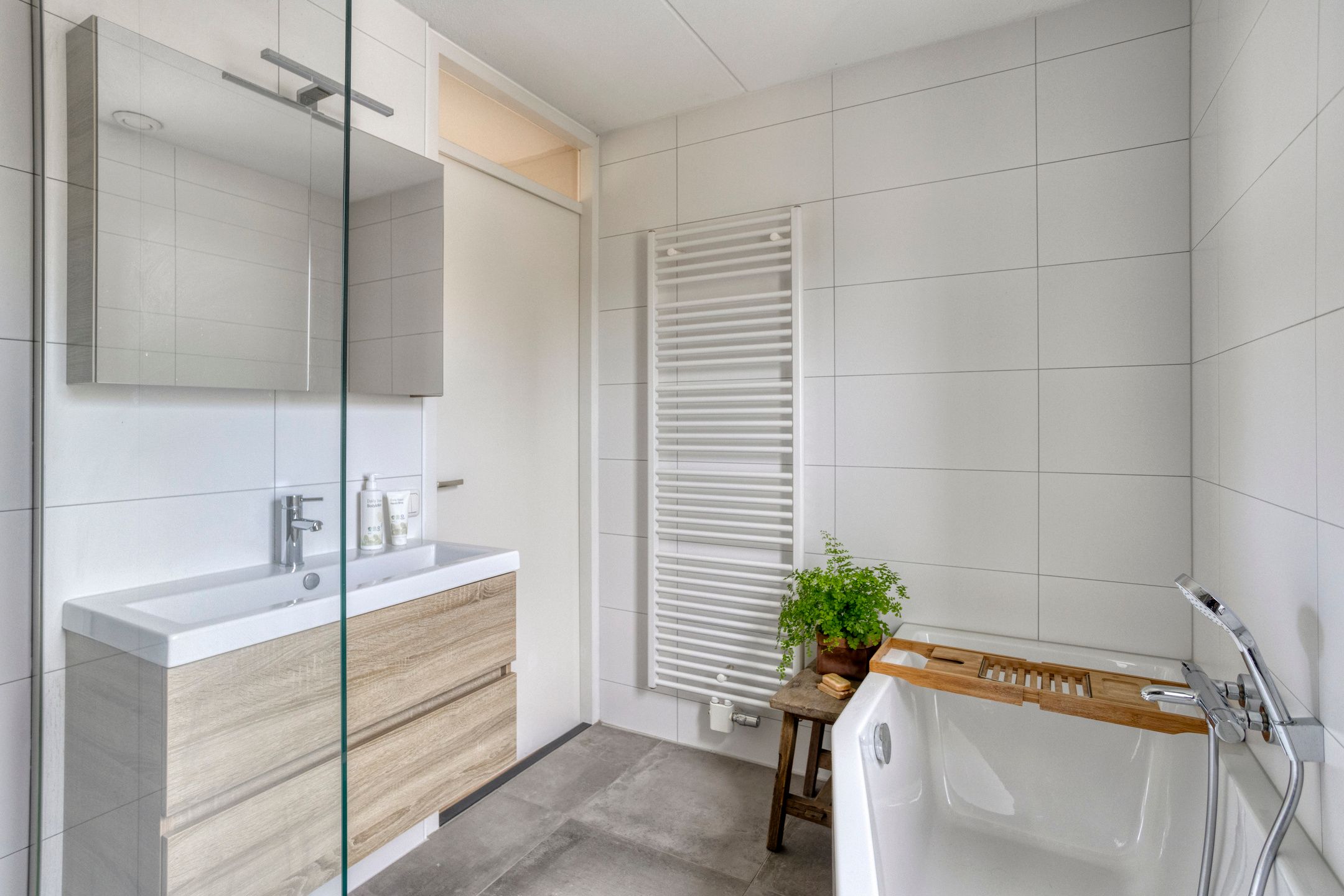 Foto 30 van Baron van Dieststraat 14