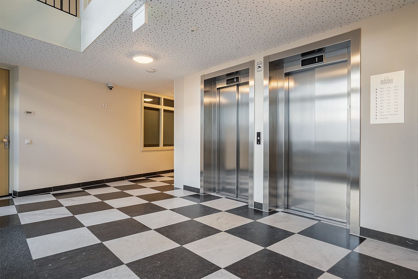 Foto 27 van De Klok 381