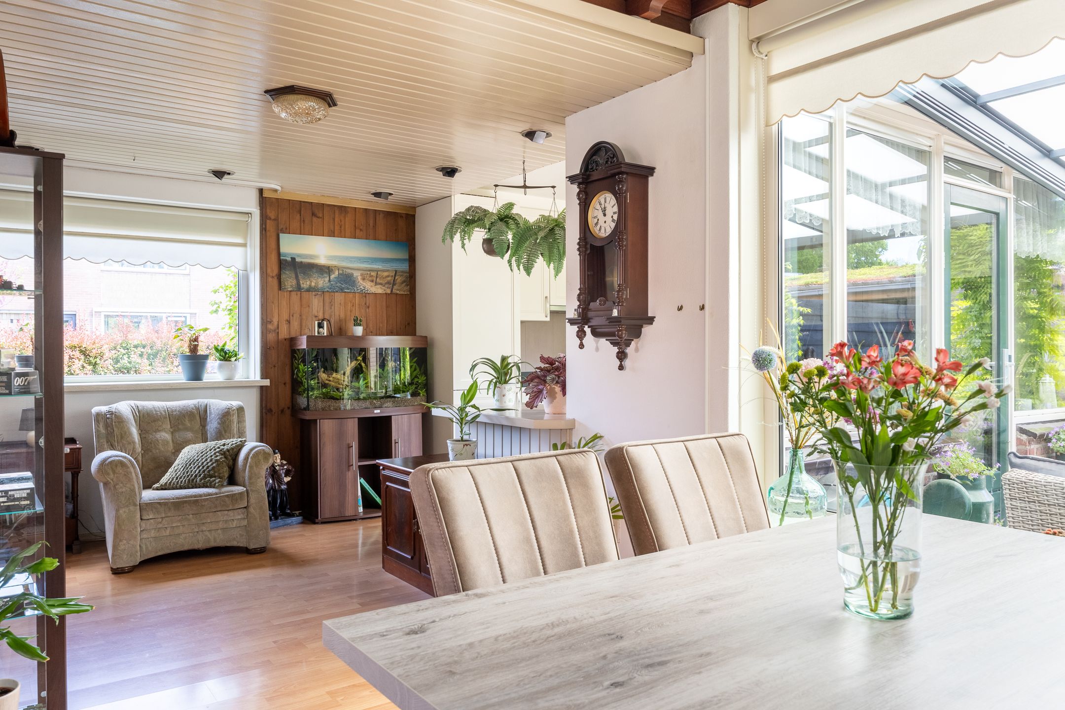 Foto 12 van Roerstraat 12