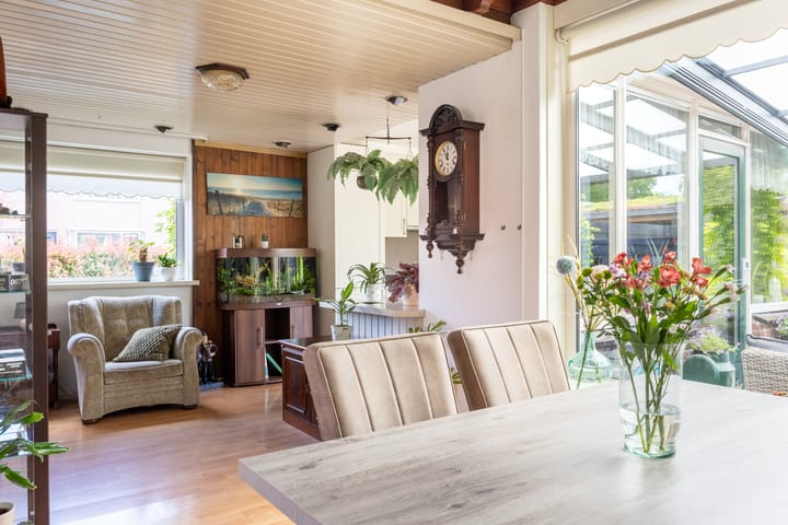 Foto 12 van Roerstraat 12