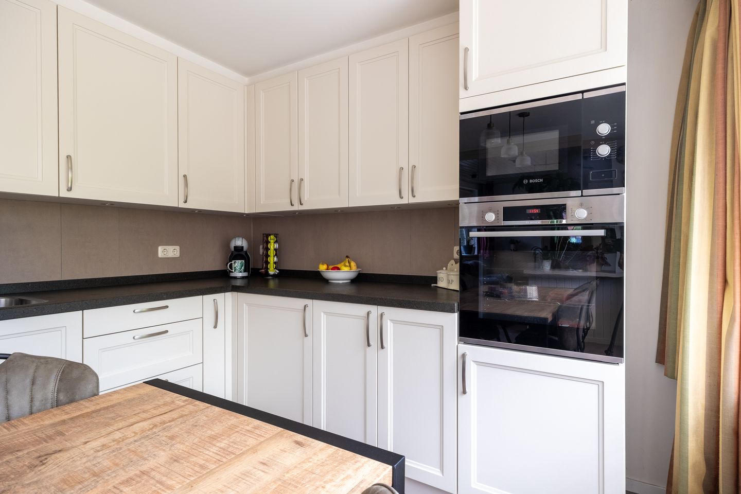 Foto 14 van Roerstraat 12