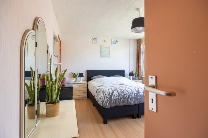 Foto 21 van Roerstraat 12