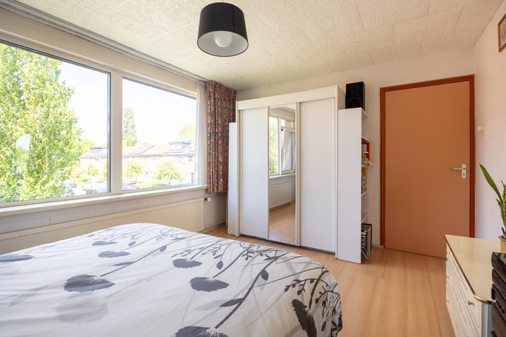 Foto 22 van Roerstraat 12