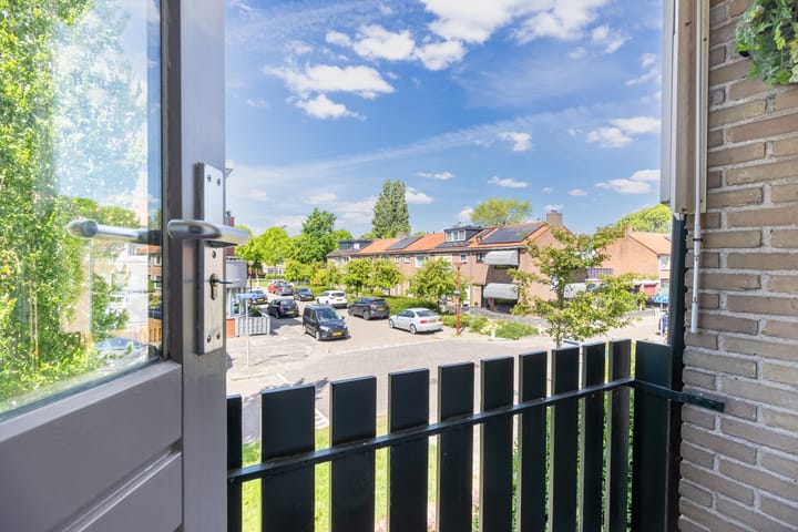 Foto 25 van Roerstraat 12