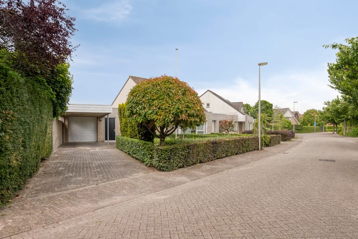 Photo 6 of Antoni Staringlaan 22