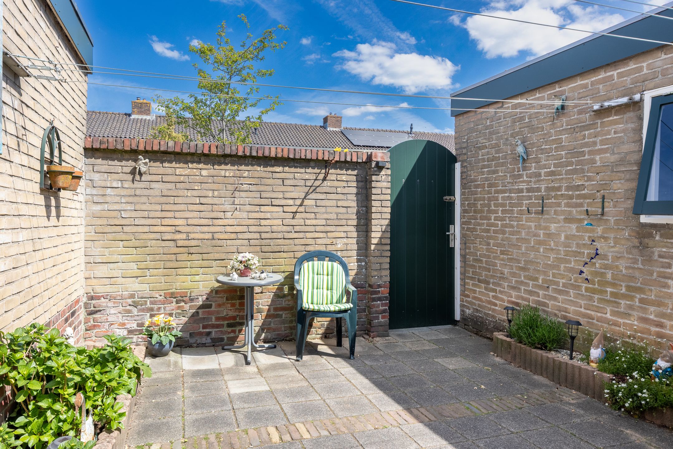 Foto 42 van Roerstraat 12