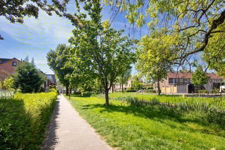 Foto 51 van Roerstraat 12