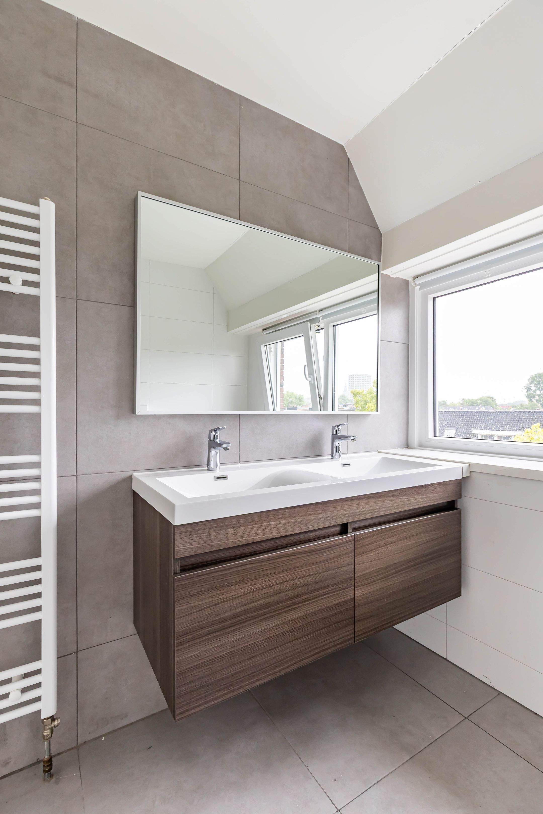 Foto 42 van Korreweg 218-A