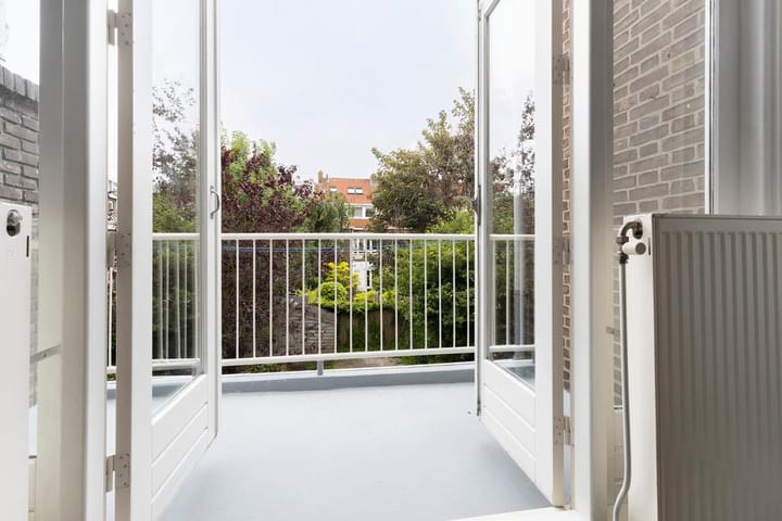 Photo 8 of Oude Raadhuislaan 45-B