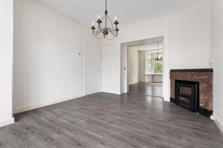 Photo 11 of Oude Raadhuislaan 45-B