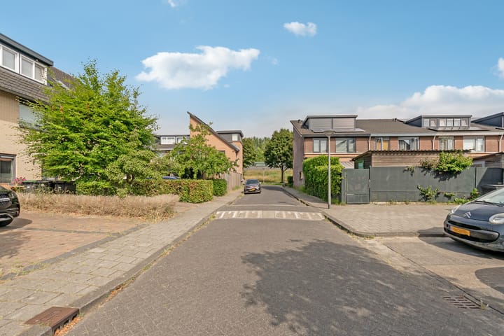 Foto 52 van Brederostraat 23