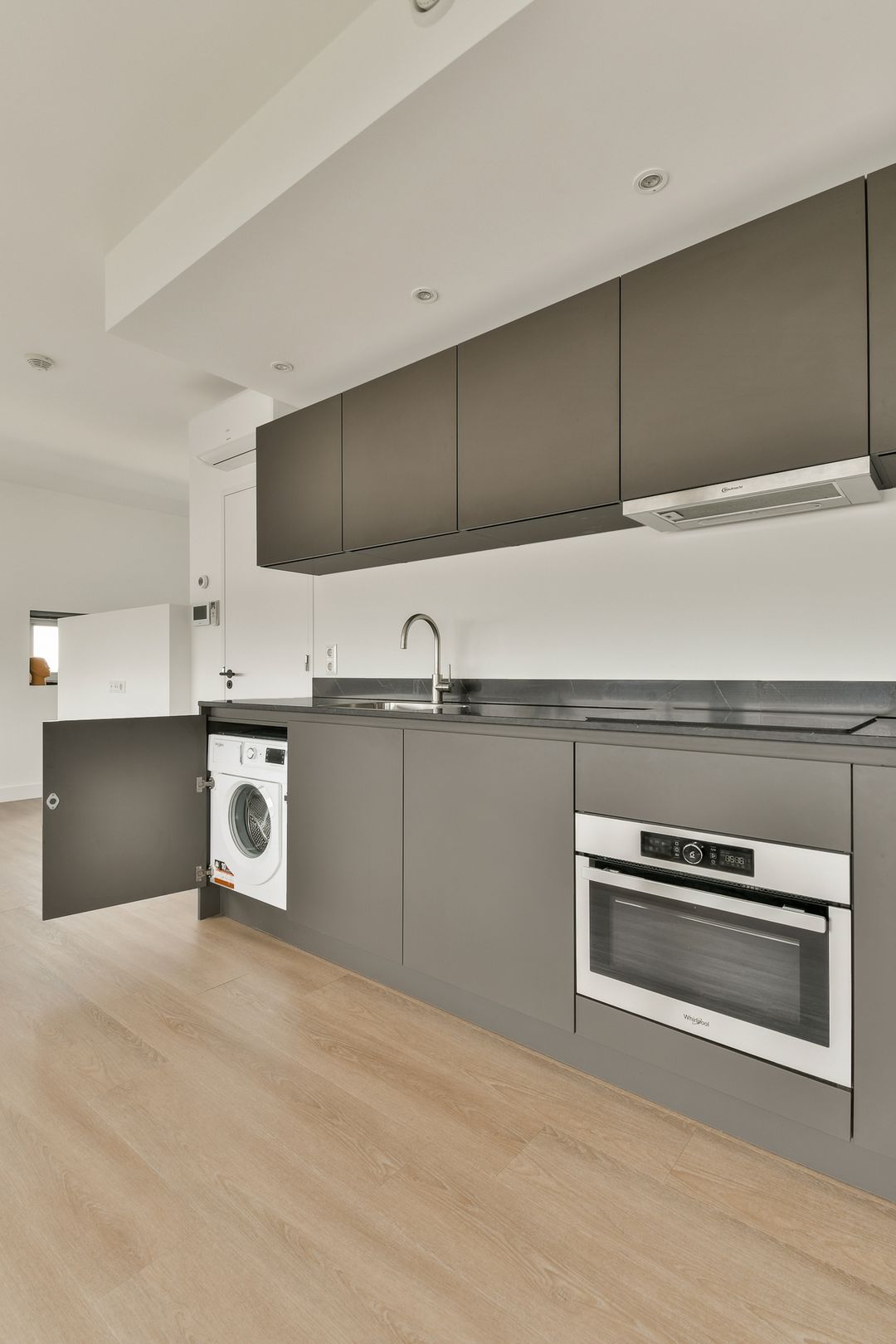 Foto 13 van Struisgrasstraat 1-H