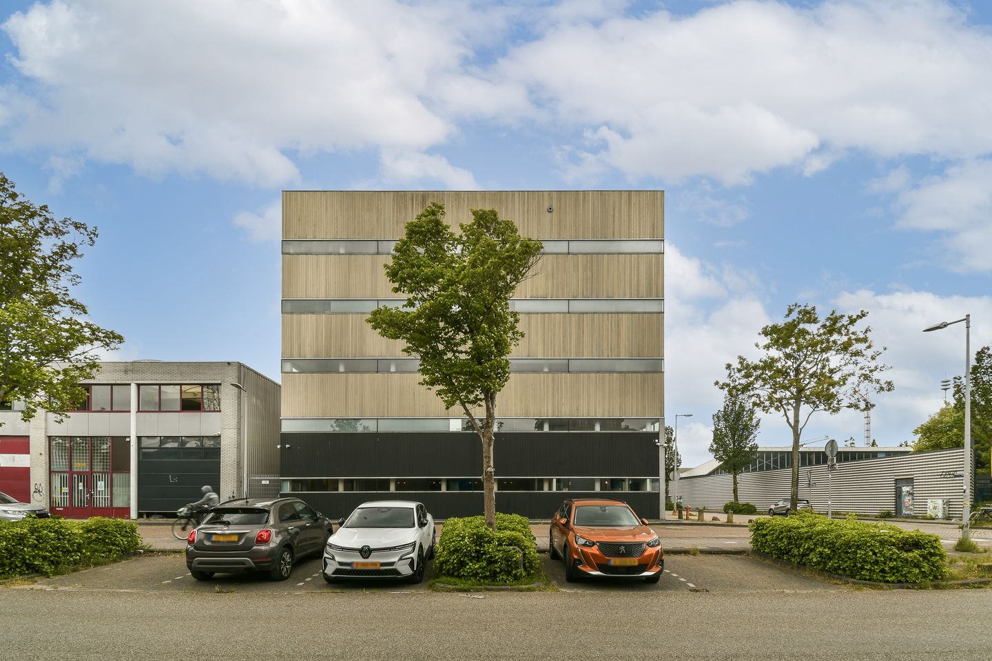 Foto 25 van Struisgrasstraat 1-H