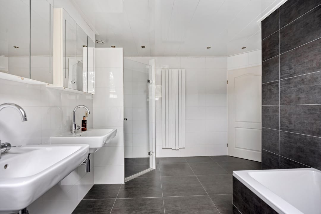 Photo 28 of Violier 11