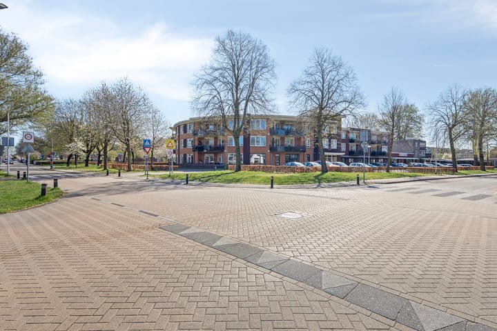 Photo 24 of Kamillelaan 41