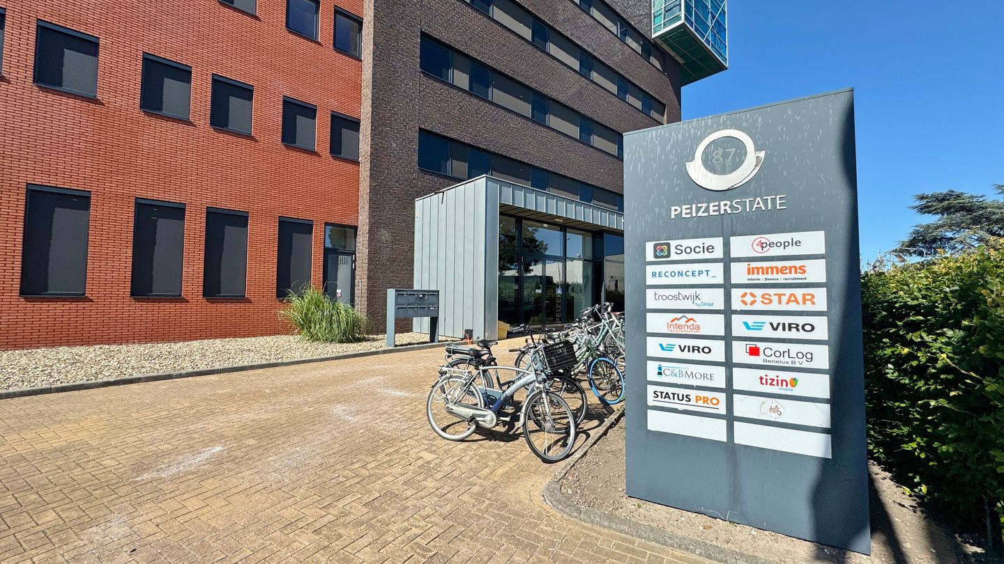 Bekijk foto 3 van Peizerweg 87