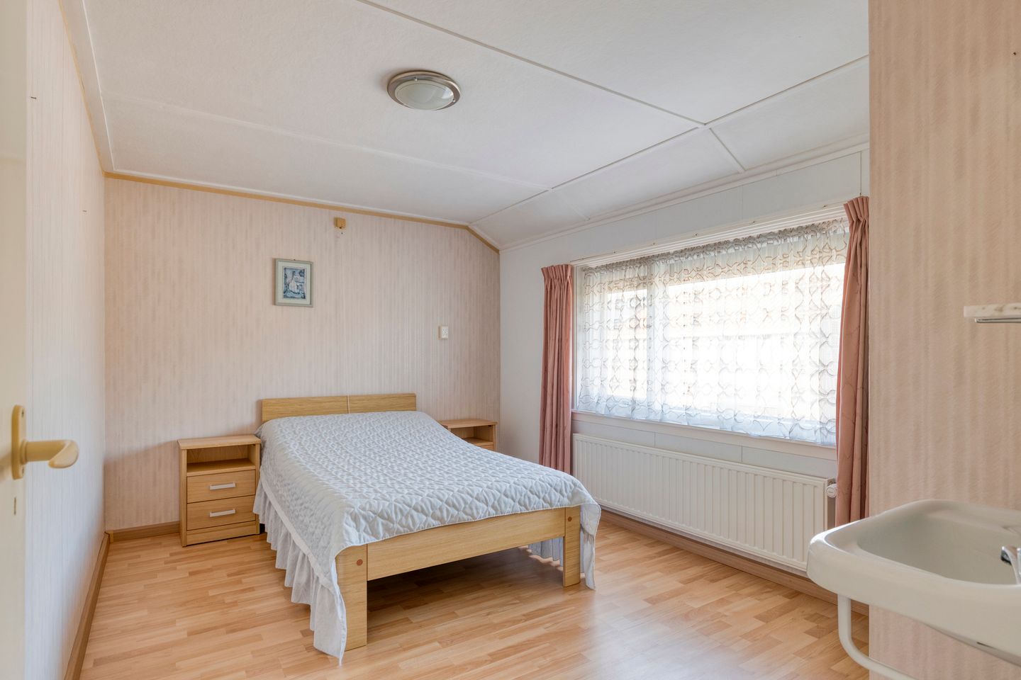 Photo 14 of Willebrordstraat 7