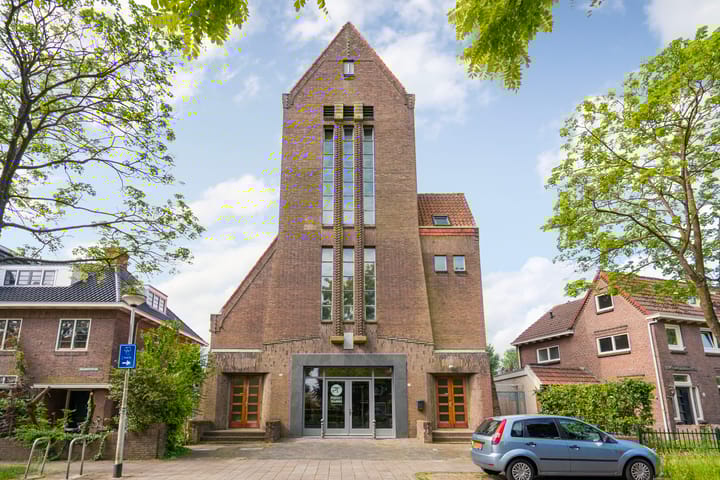 Foto 2 van Molenbochtplein 33