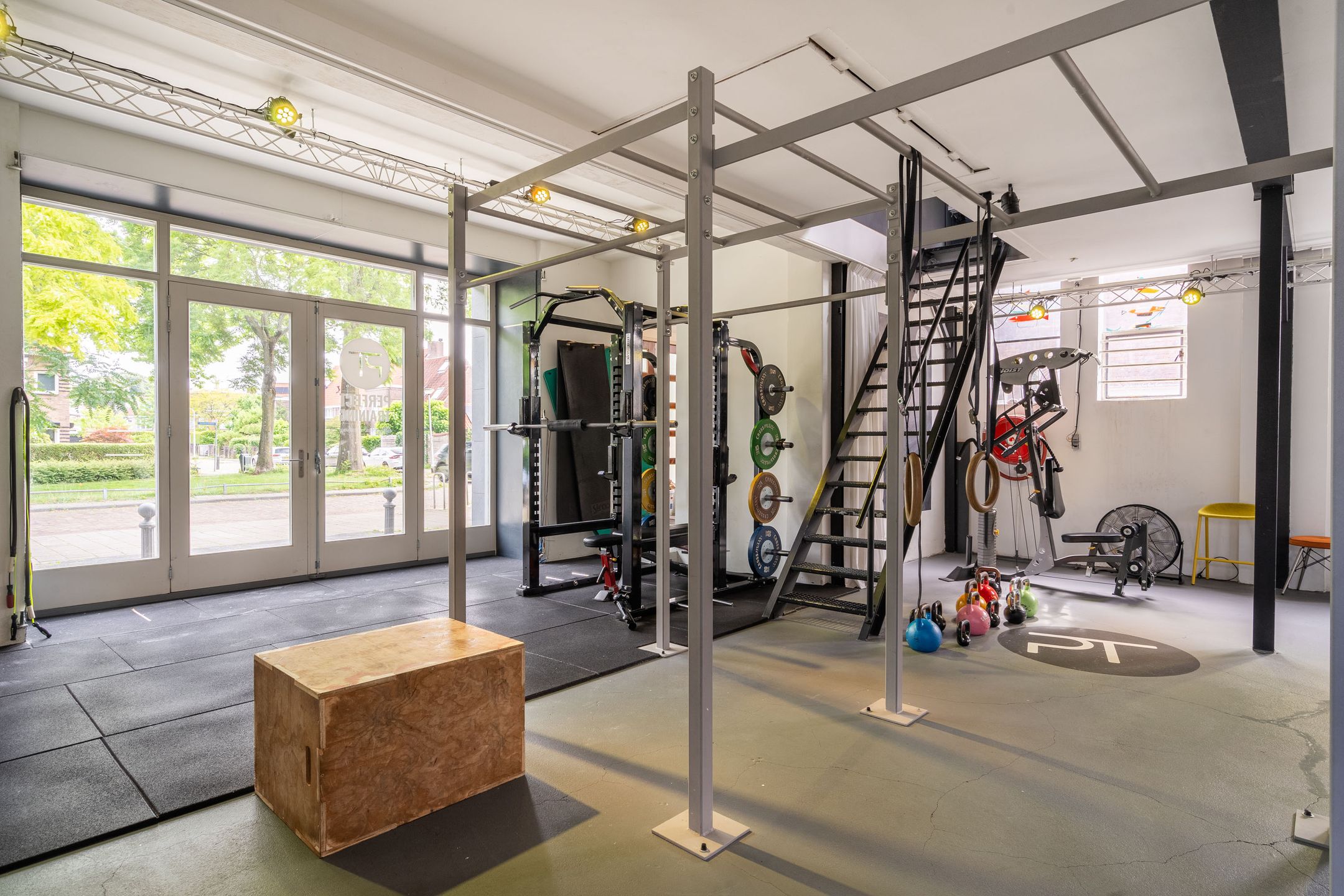 Foto 9 van Molenbochtplein 33