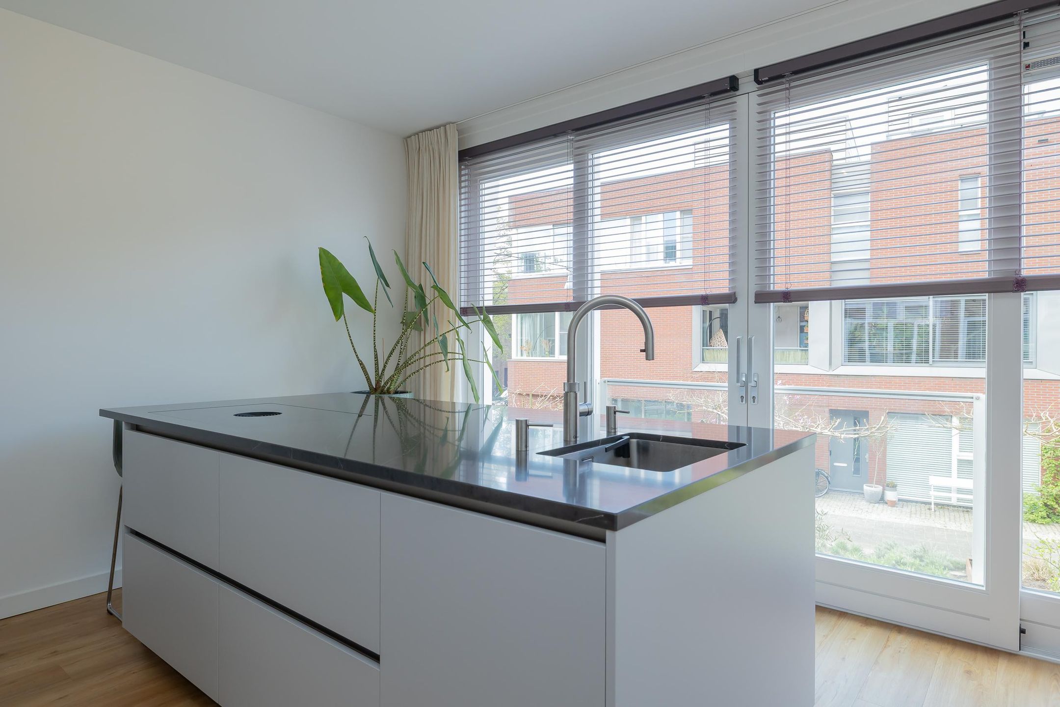 Foto 30 van Rie Mastenbroekstraat 13