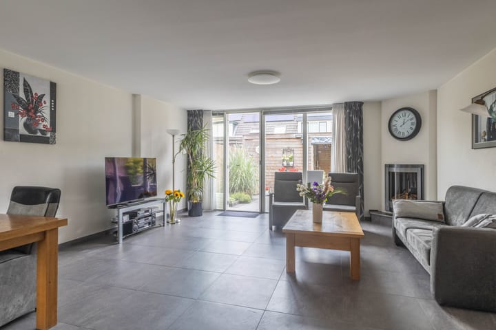 Foto 2 van Anna van Renesselaan 24