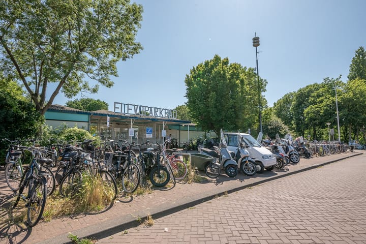 Foto 36 van Riouwstraat 69-A