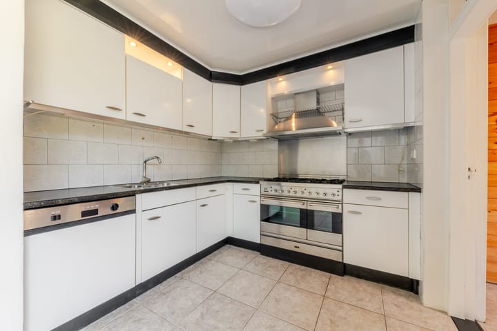 Foto 3 van v Leijdenstraat 16