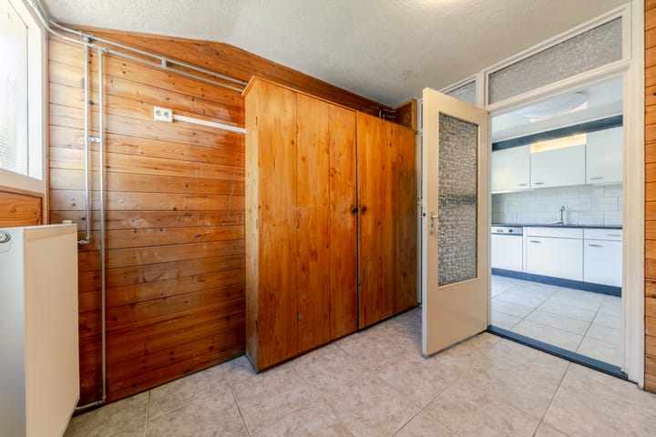 Foto 16 van v Leijdenstraat 16