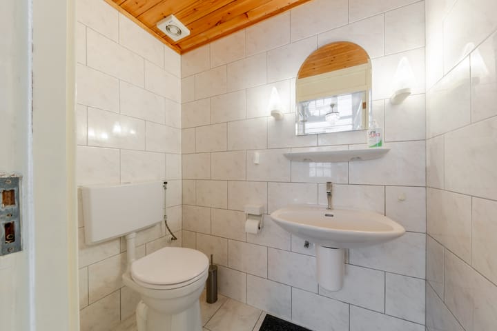 Foto 18 van v Leijdenstraat 16