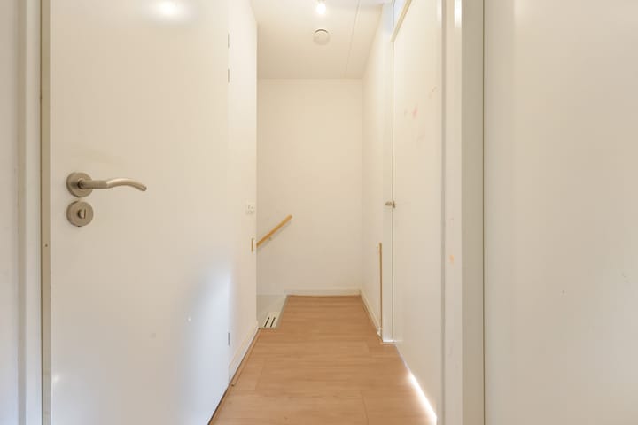 Photo 17 of Narvastraat 19