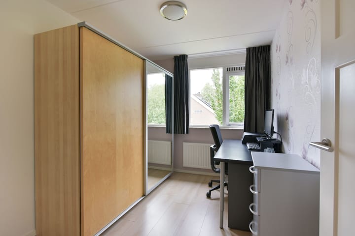 Foto 16 van Smaragd 33