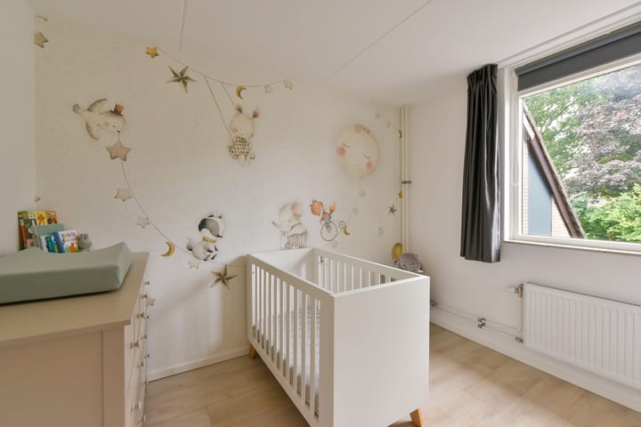 Foto 17 van Smaragd 33