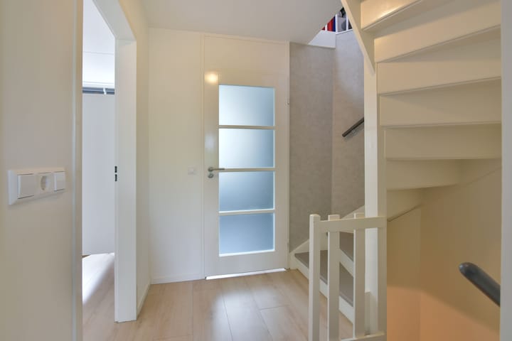 Foto 21 van Smaragd 33