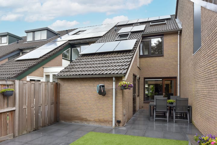 Foto 26 van Smaragd 33