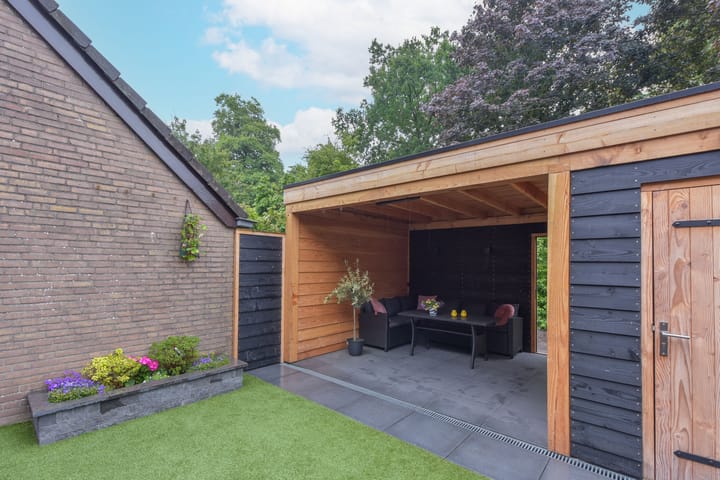 Foto 27 van Smaragd 33