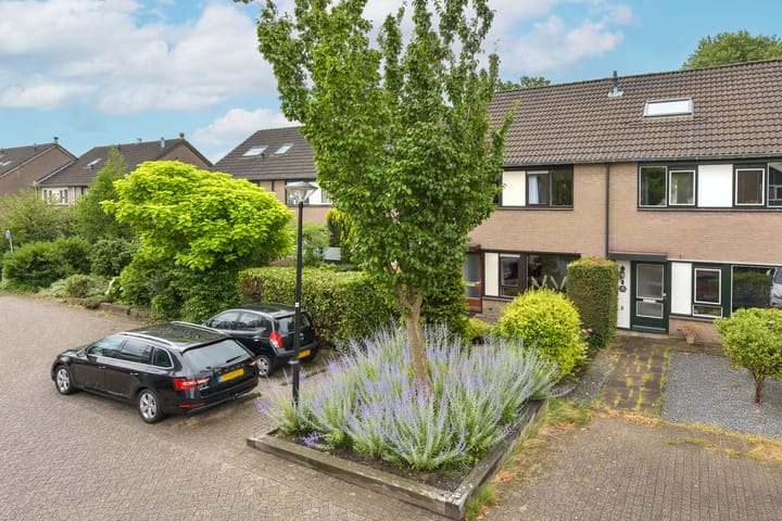 Foto 30 van Smaragd 33