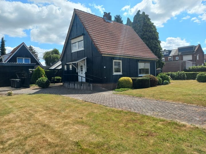 Foto 2 van Saturnusstraat 1