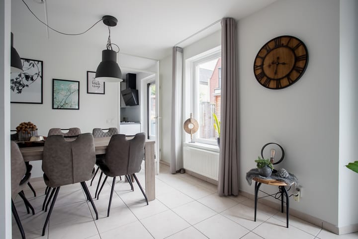 Foto 12 van Lisdodde 28