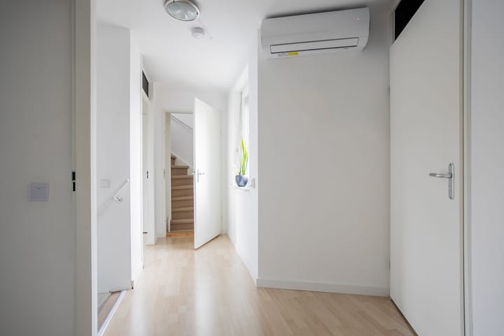 Foto 21 van Lisdodde 28