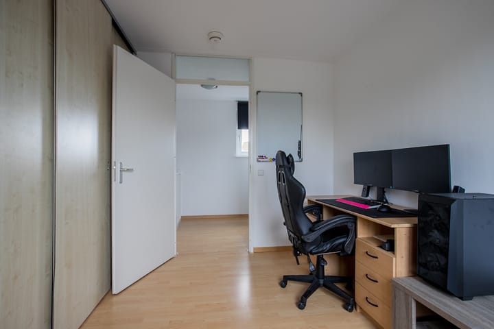 Foto 31 van Lisdodde 28