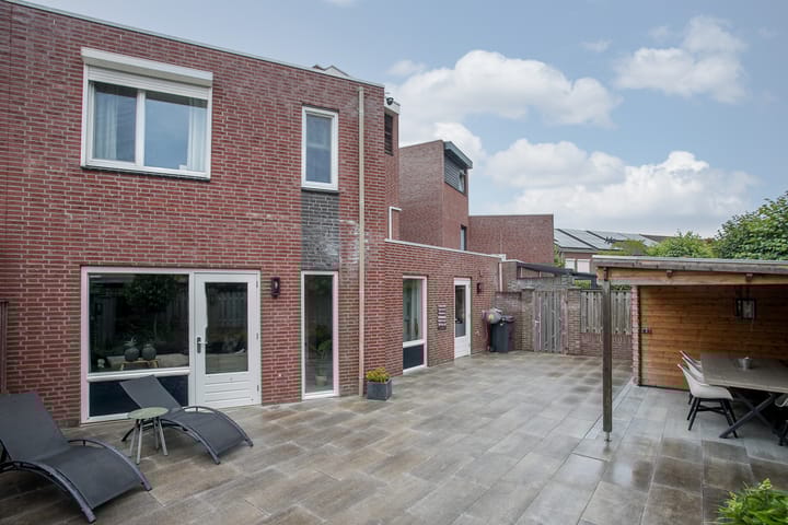 Foto 37 van Lisdodde 28